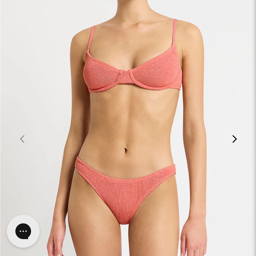 Bond-eye bikini set